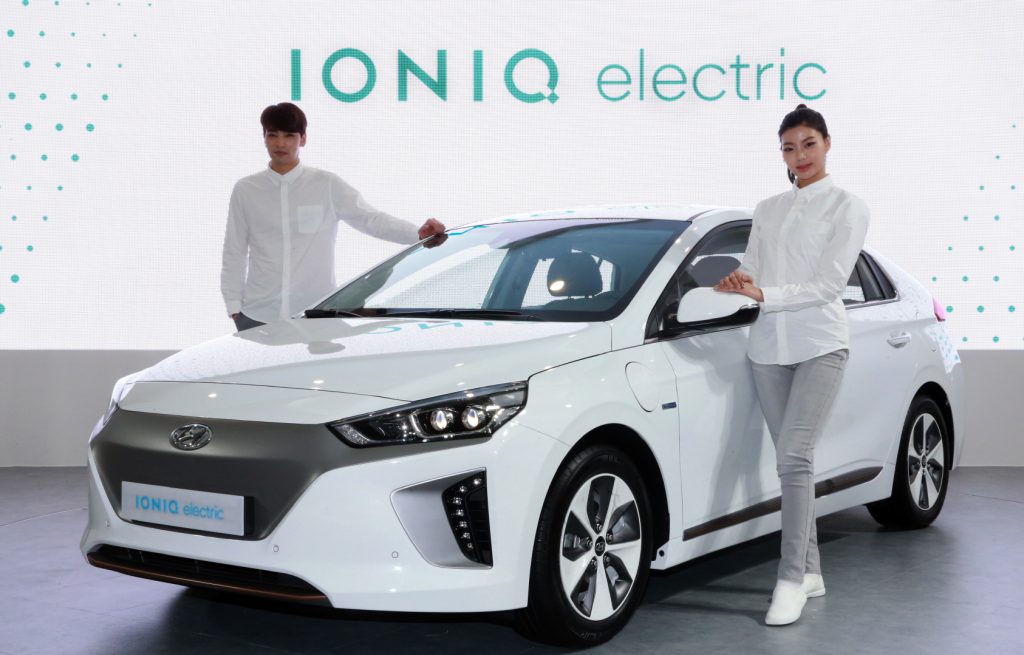 Hyundai Ioniq elektromos autó