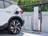 2020-06-24_volvo_plugsurfing_01