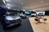 2022-12-06_mercedes_eq_japan_03