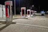 2023_12_04_tesla_supercharger_szekesfehervar_14