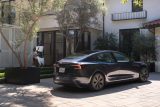 2024-10-11_tesla_optimus_05